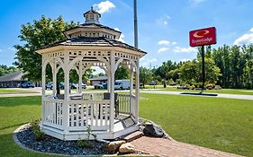 Econo Lodge Inn & Suites Eau Claire South